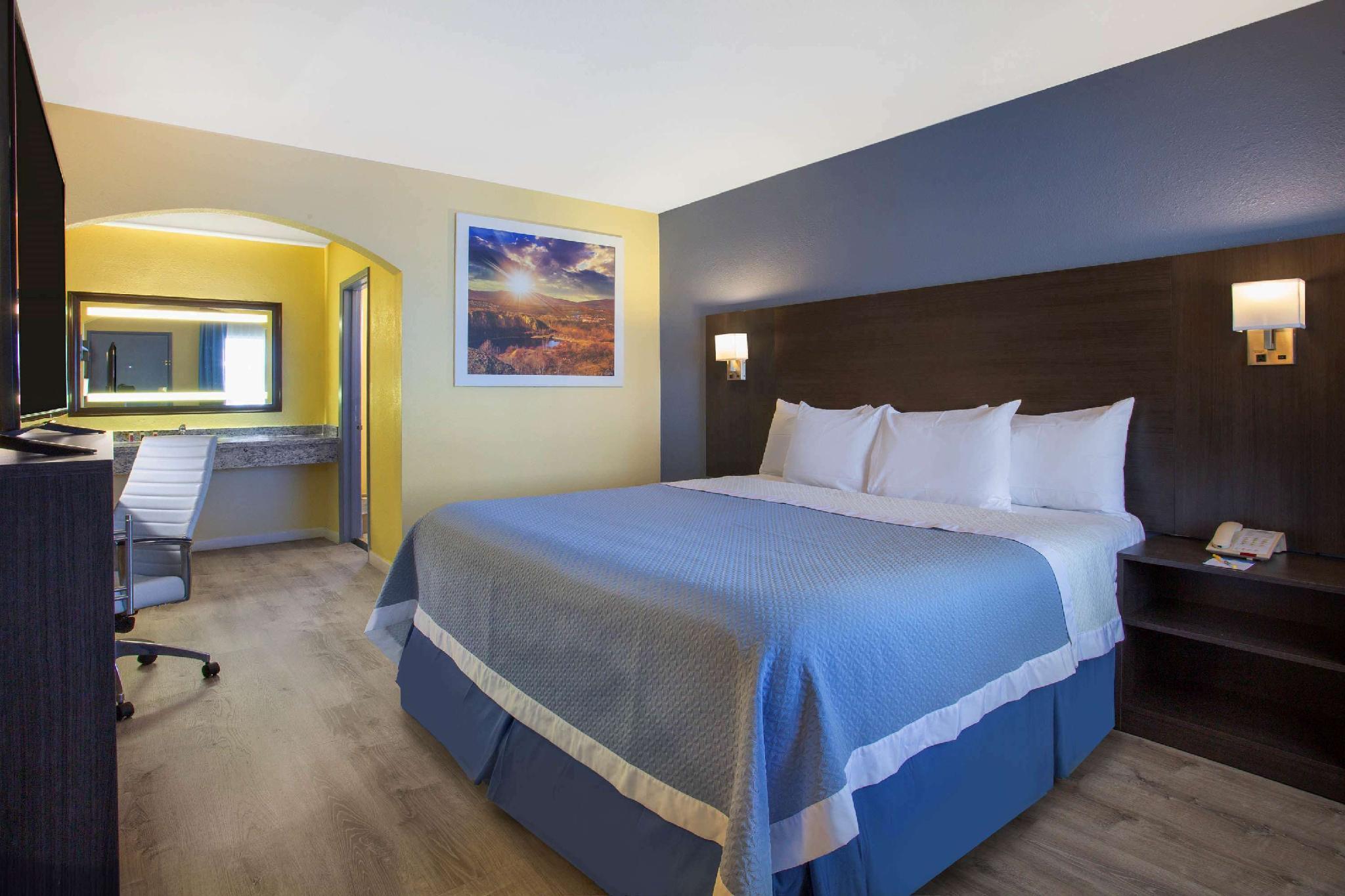 Days Inn By Wyndham Airport - Phoenix Eksteriør bilde